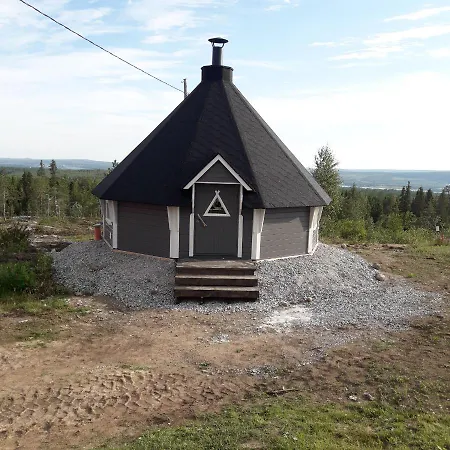 Holiday home Karemajat *